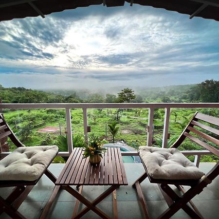 Mars Jungle Adventure Stud Farm With Private Jacuzzi Villa Narsinge Exterior photo