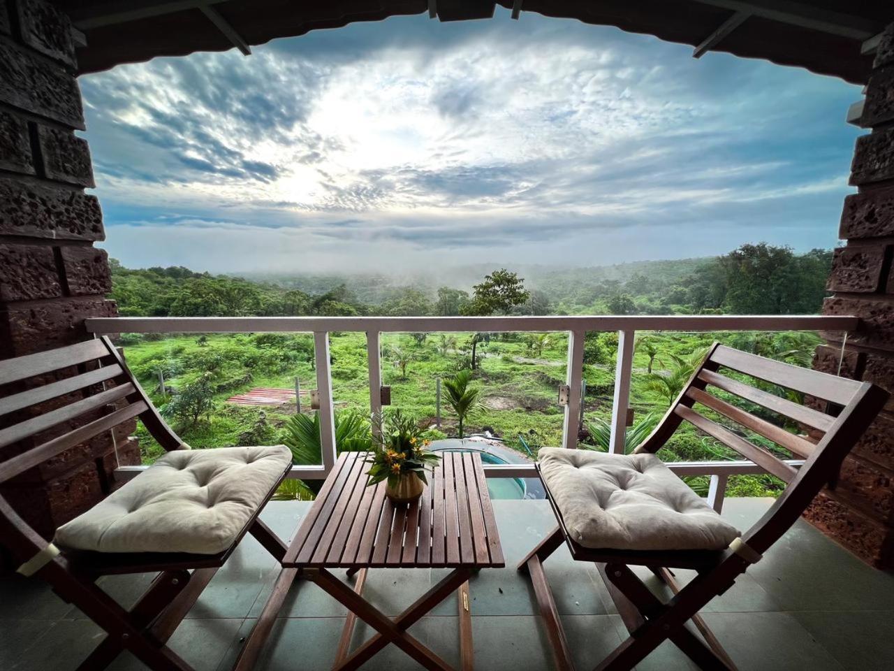 Mars Jungle Adventure Stud Farm With Private Jacuzzi Villa Narsinge Exterior photo